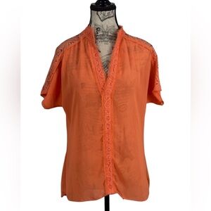 BKE Red Sheer Chic Coral Lace Accent Blouse w split up Backside size Large